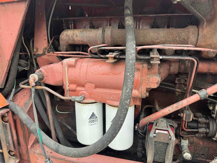 1973-allis-chalmers-7050-tractor-image-27