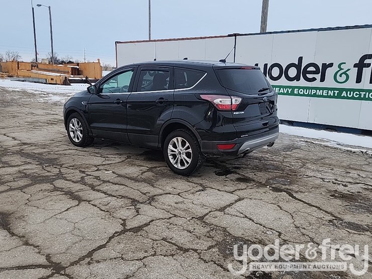 2017-ford-escape-image-4