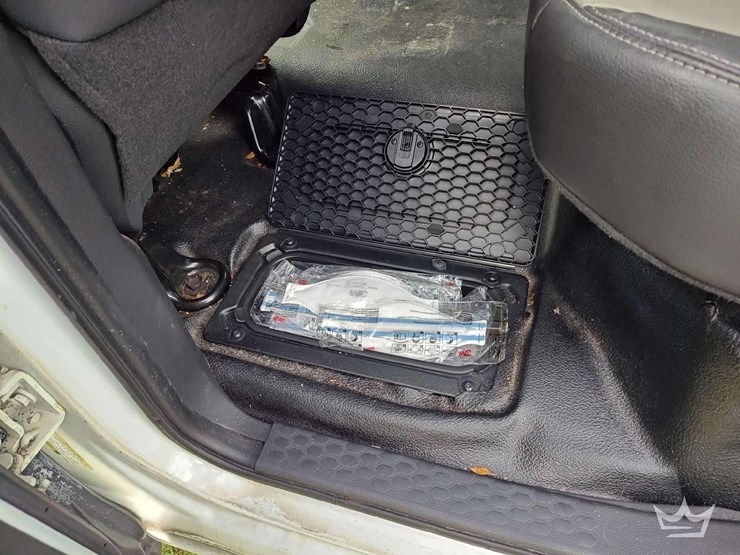 2012-dodge-ram-1500-image-14