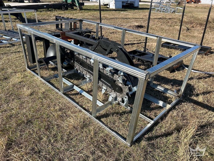 2025-hydraulic-trencher-skid-steer-attachment-image-4