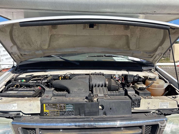 2004-ford-e450-image-20