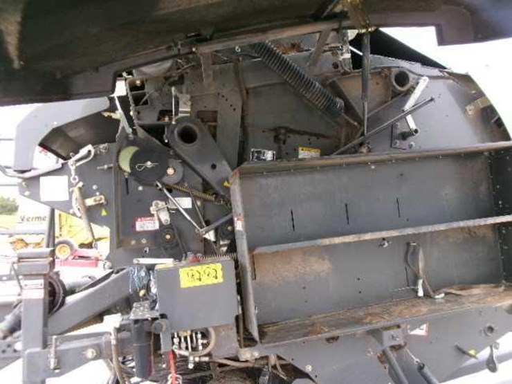 2014-claas-variant-360-image-8