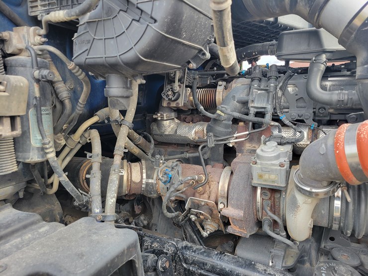 2020-kenworth-t680-image-50