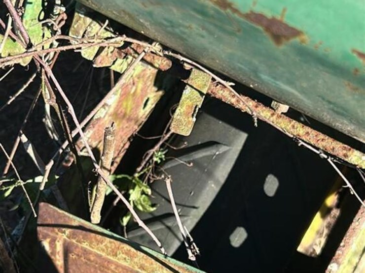 john-deere-4-row-planter-and-tiller-image-6