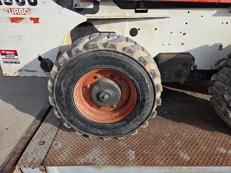 2008-bobcat-a300-image-16