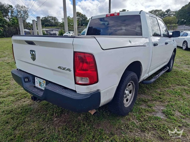 2012-dodge-ram-1500-image-3