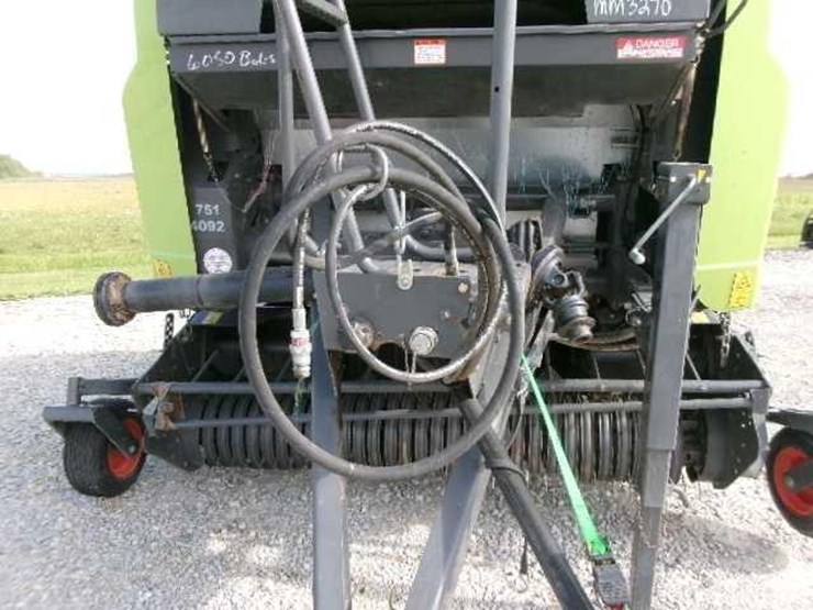 2014-claas-variant-360-image-11