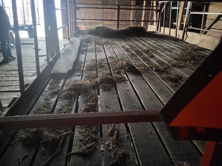 meyer-kicker-wagon-w/unverferth-rge10-running-gear---tag-#1113-image-13