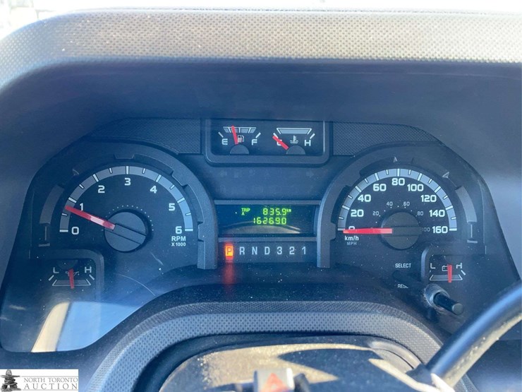 2011-ford-e-series-s/a-cube-van-image-14