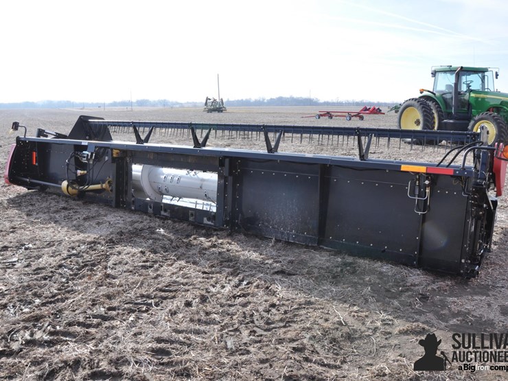 2004-agco-25'-platform-head-image-5