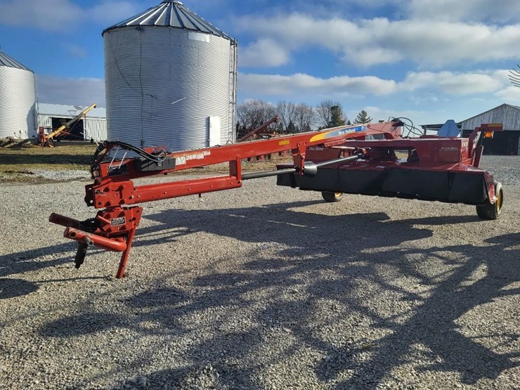 2011-new-holland-h7450-image-1