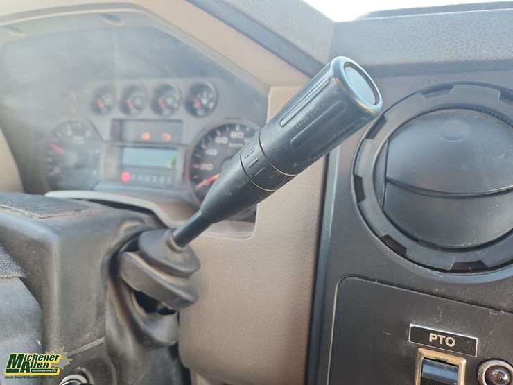 2008-ford-f550-image-19