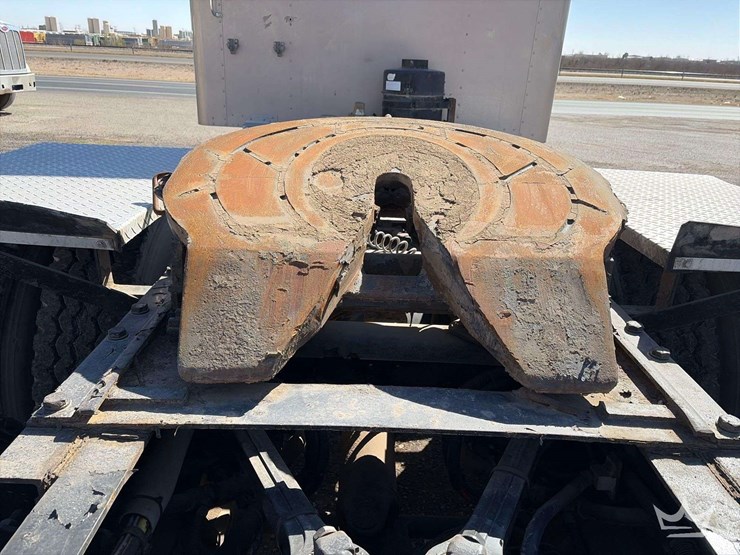 2012-kenworth-t800-image-27