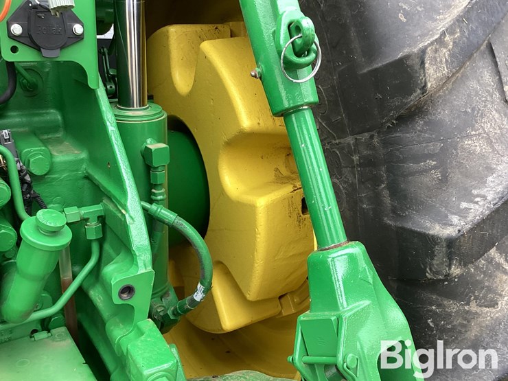 2018-john-deere-8370r-image-13