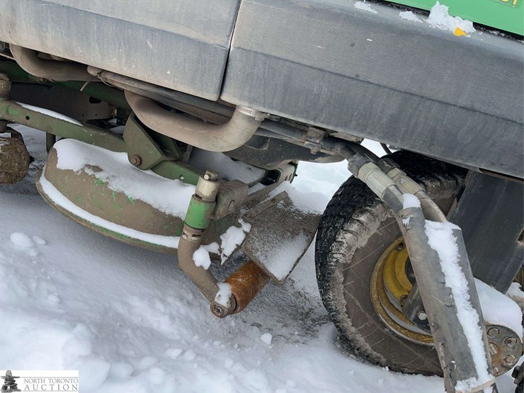 2013-john-deere-7400-image-24