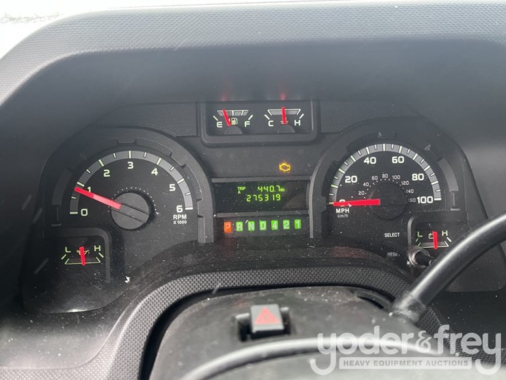 2014-ford-e450-image-18