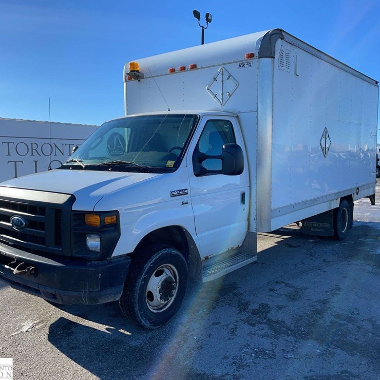 2011 Ford E-Series S/A Cube Van