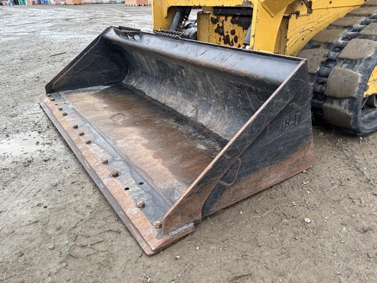 2021-caterpillar-259d3-image-9