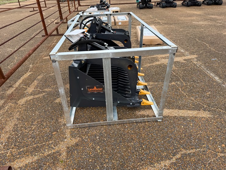 #7960-•-skid-steer-rock-bucket-with-grapple-image-5