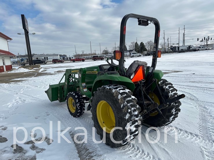 john-deere-3038e-image-7
