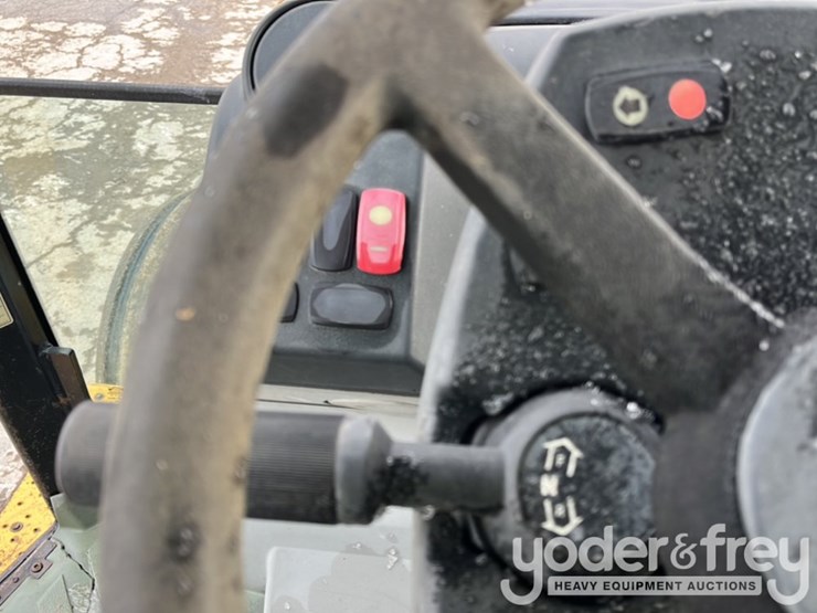 2011-caterpillar-420e-image-46