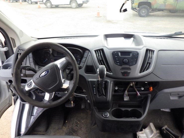 2018-ford-transit-image-8