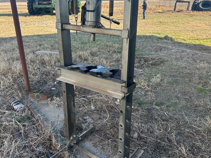 #35631-•-cen-machinery-20ton-hydraulic-shop-press-image-1