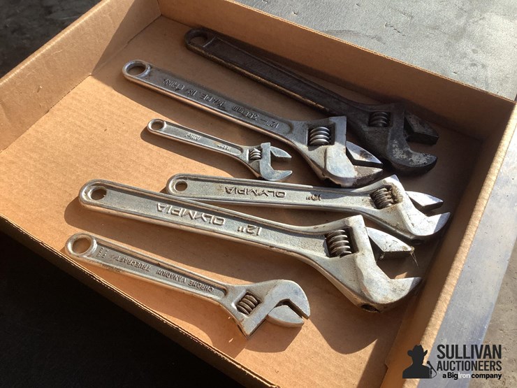 assorted-adjustable-wrenches-image-3