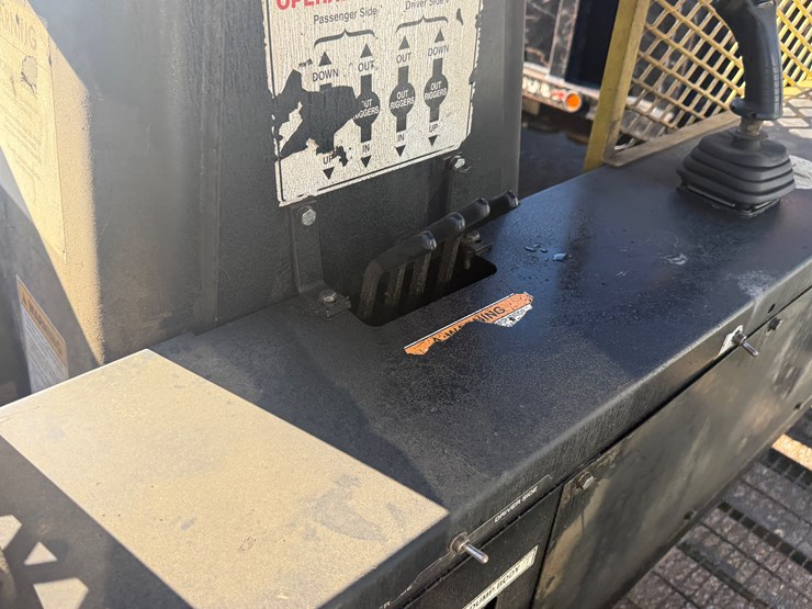 2018-international-durastar-4400-image-33