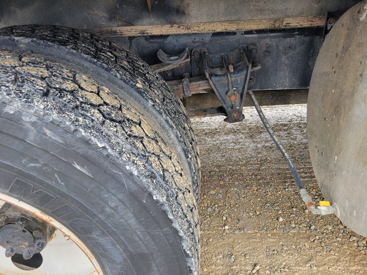 2000-case-ih-4700-image-21