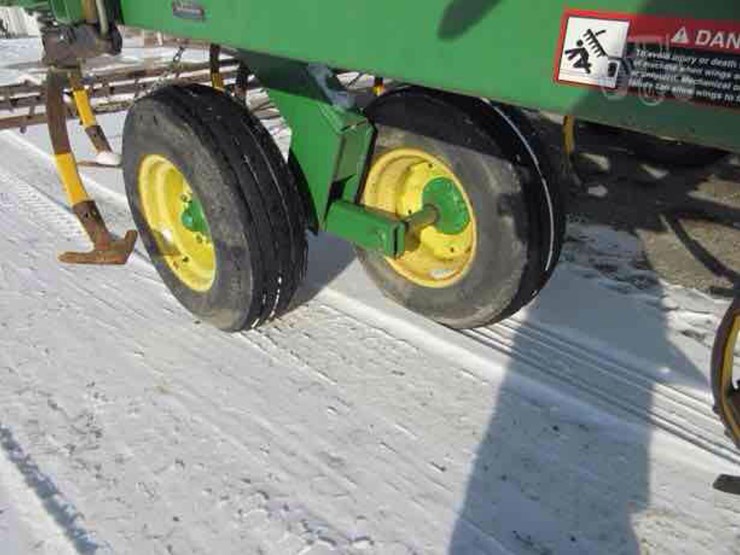 2001-john-deere-980-image-9