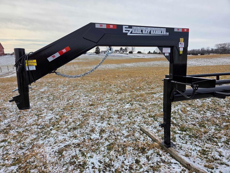 32'-2025-ez-haul-hay-handler-hay-trailer-image-16