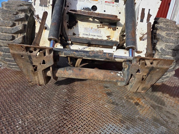 2008-bobcat-a300-image-9