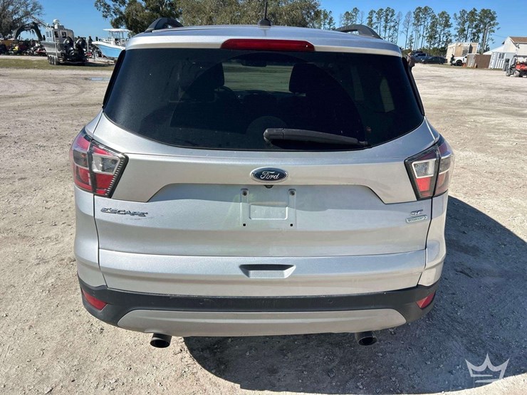 2017-ford-escape-image-17