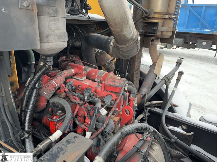 2018-mack-lr633-t/a-refuse-truck-image-37