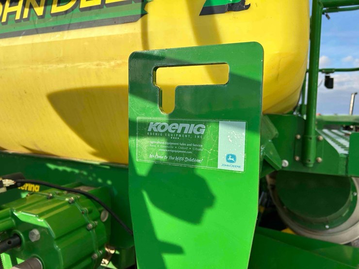 2013-john-deere-1990ccs-image-31