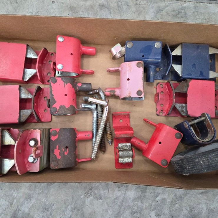 (6) gate slam latches & gate wheel