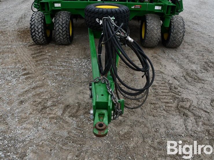 2015-john-deere-35-image-9