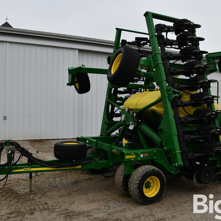 2015 JOHN DEERE 35