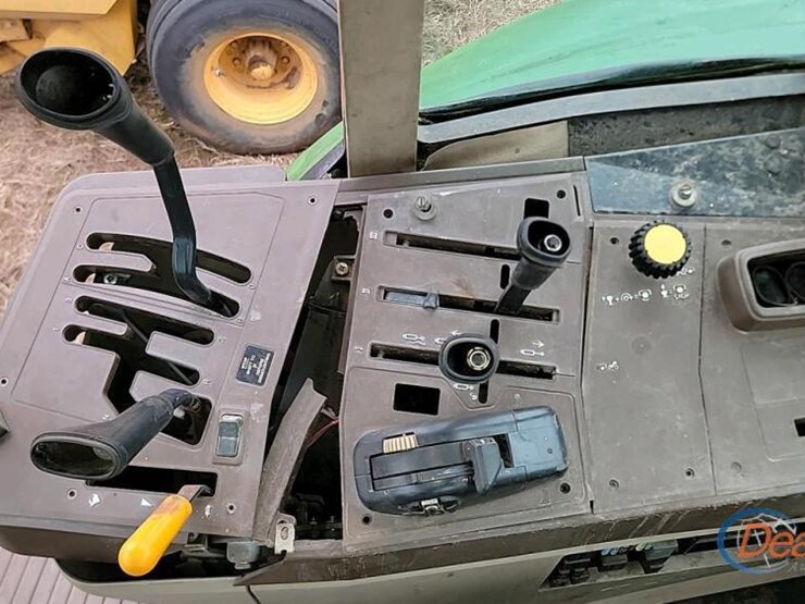 john-deere-6415-image-17