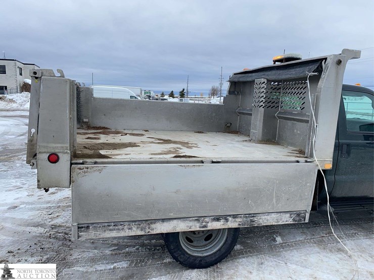 2013-ford-f450-image-43