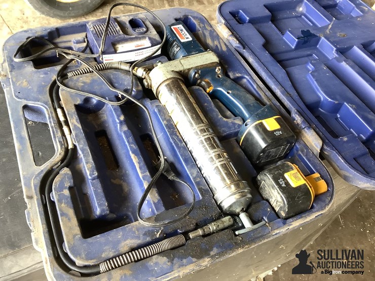 lincoln-grease-gun-image-2