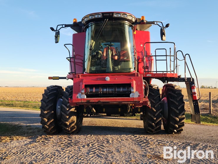 2013-case-ih-7230-image-2
