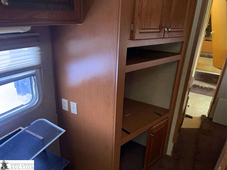 2005-dutchmen-four-winds-image-25