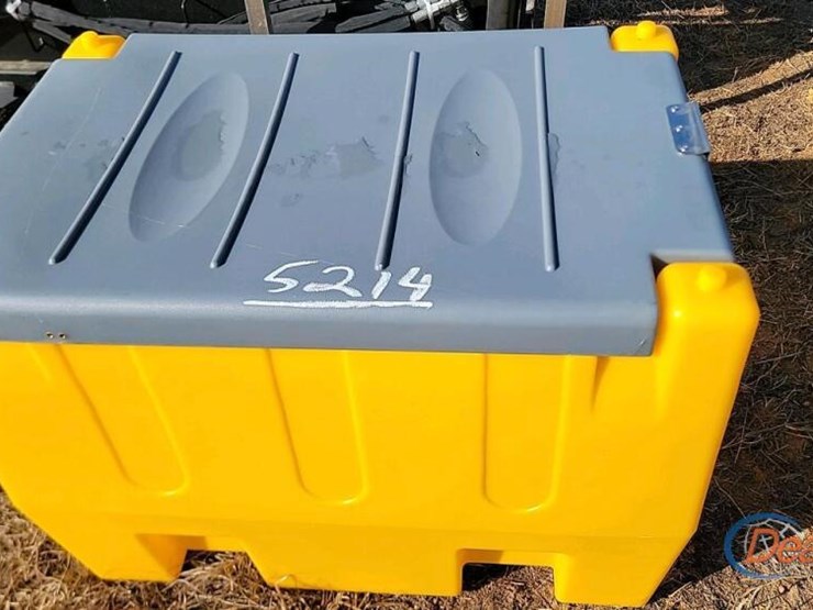 plastic-rectangular-fuel-tank-w/-12v-pump-image-1