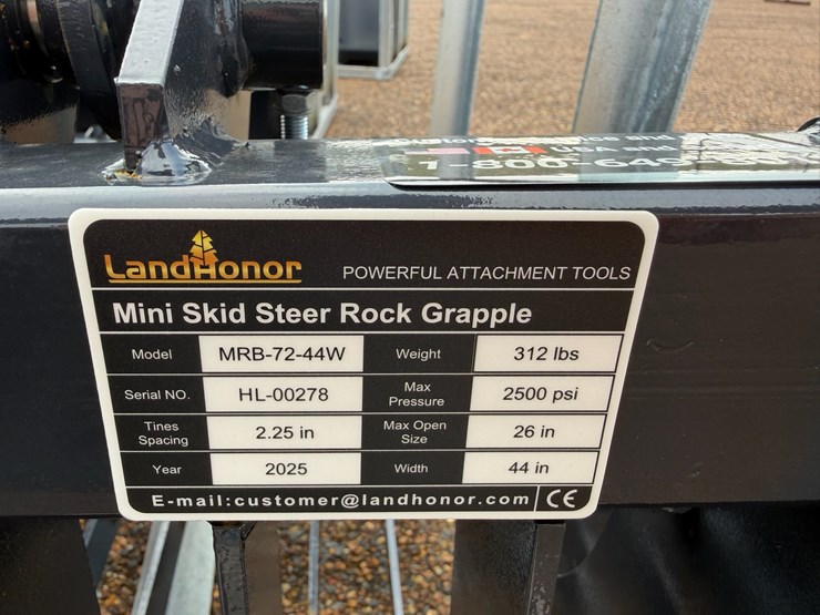 #7945-•-mini-skid-steer-rock-grapple-image-3