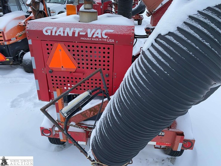 2011-giant-vac-sm6600jdt-hw-s/a-vacuum-trailer-image-6