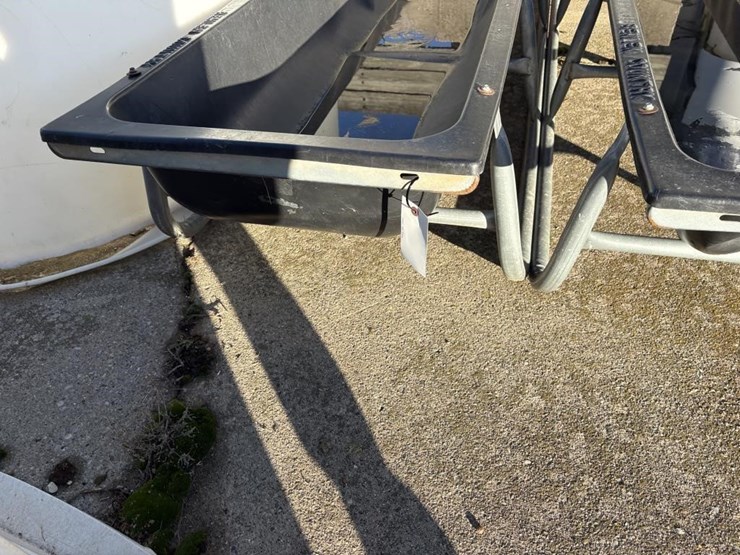 behlen-10'-feeder-trough-image-2