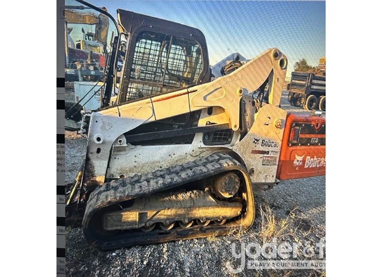 2016-bobcat-t770-image-1