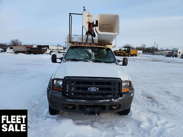 2006-ford-f550-image-8